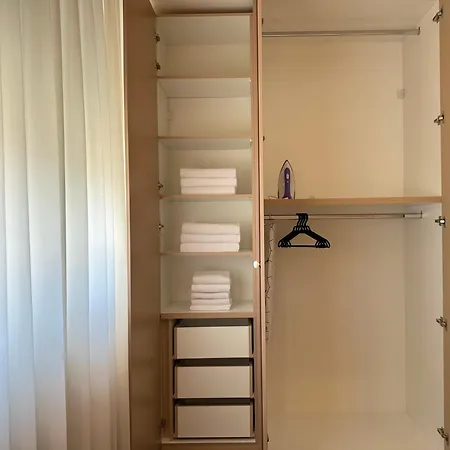 Lägenhet Deluxe Family- Elegant Apartment