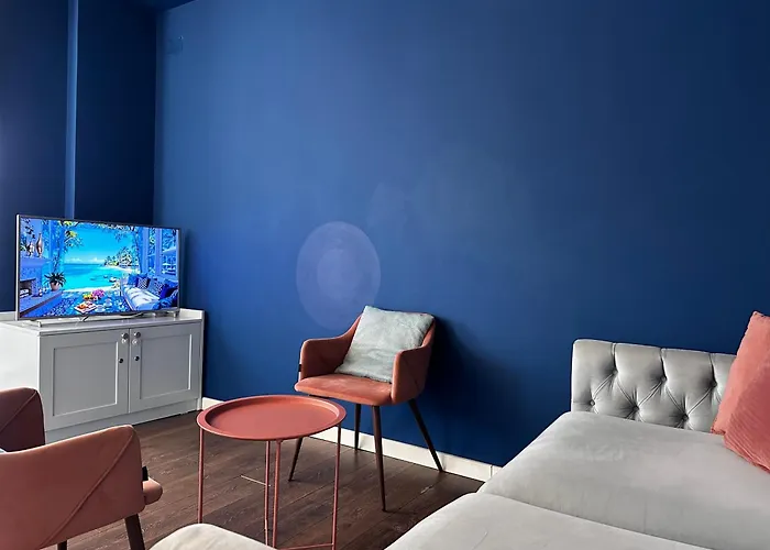 Deluxe Family- Elegant Apartment
