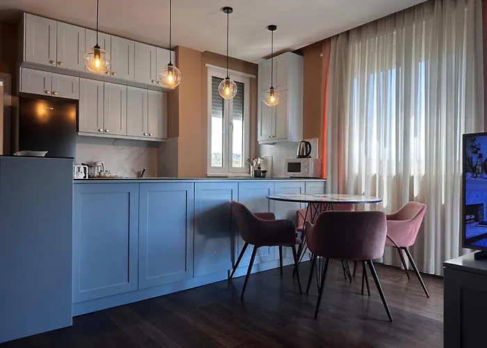 Διαμέρισμα Deluxe Family- Elegant Apartment