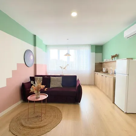 Deluxe Family- Elegant Apartment