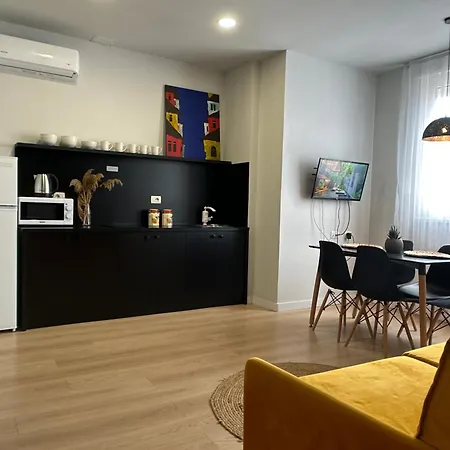 Apartment Home By The Sea - Durres *