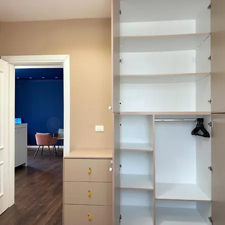 Deluxe Family- Elegant Apartment