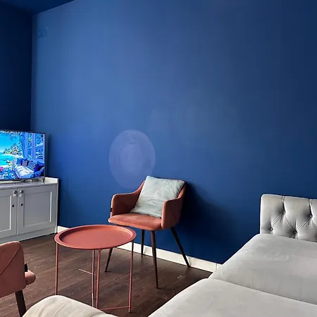 Deluxe Family- Elegant Apartment